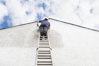 Peinture extérieure à la Salette-Fallavaux — façades et ravalement